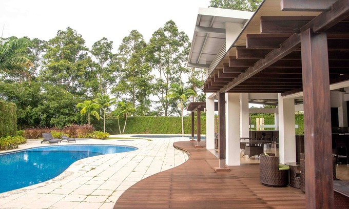 Heredia Haus | Luxury NEW Apt -24/7 sec- 10 min from SJO Airport