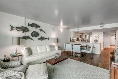 Downtown Myrtle Beach Haus | Luxury Oceanfront 3 Bedroom at Sandy Beach