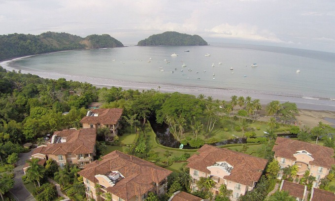 Herradura Eigentumswohnung | Luxus Oceanfront Los Suenos Condo mit Blick auf die Bucht von Herradura