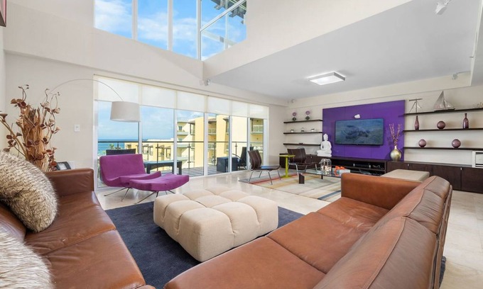 Oranjestad-West Eigentumswohnung | Luxury Oceanfront Penthouse w/Pvt Rooftop Jacuzzi