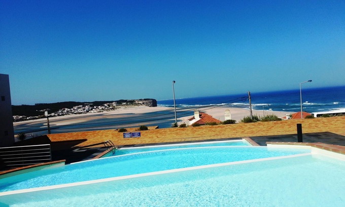 Foz do Arelho Eigentumswohnung | Luxus Oceanfront-Familienfreundliche T3, apt. w / WI-FI, großer Pool, Tiefgarage