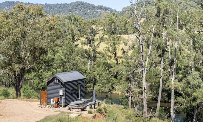 Joadja Kabine | Luxury Off-Grid Tiny House in the beautiful Southern Highlands