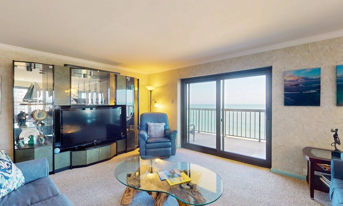 North Ocean City Eigentumswohnung | Luxury - penthouse beach condo with balcony, W/D, pools, gym, sauna, tennis & AC