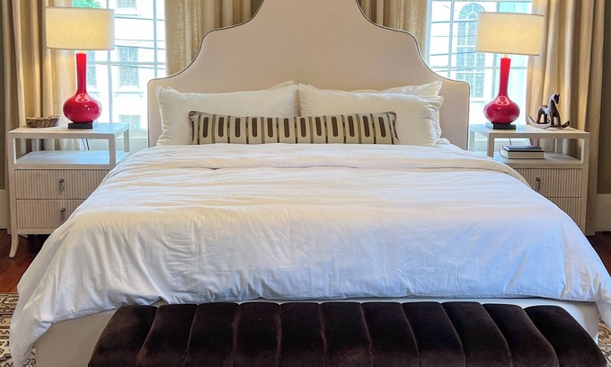 Athens Hotel | Luxury Private Suite in Boutique Historic Inn The Athenian- Downtown Location