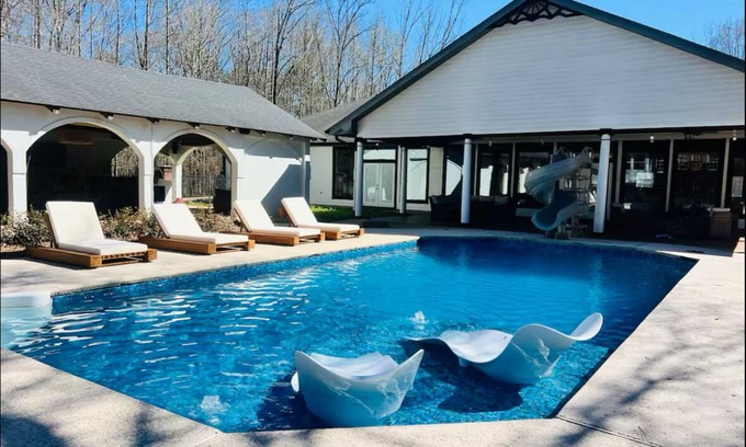 Starkville Haus | Luxury “state” of mind