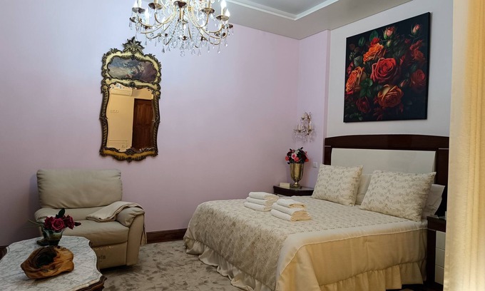 Ronfe Wohnung | Luxury studio in Guimarães!