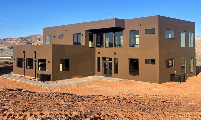 Big Water Villa | LUXURY SUNSET VILLA NEXT TO ANTELOPE CANYON