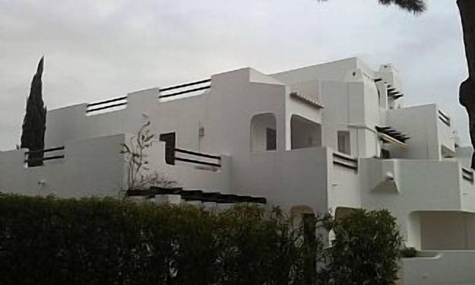 Branqueira Wohnung | Luxus-A / C-Wohnung, ruhige Lage, gratis WiFi, bequem zu Albufeira und Olhos