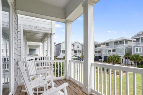 Emerald Isle Haus | Luxury Townhome In Emerald Isle, Nc Welevator