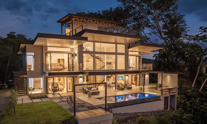 Hatillo Haus | Luxury Villa Elegante - Ocean View 4 Bedroom House