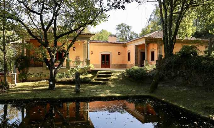 Ponte de Lima Villa | Luxusvilla mit privatem Pool, umgeben von wunderschönen Gärten