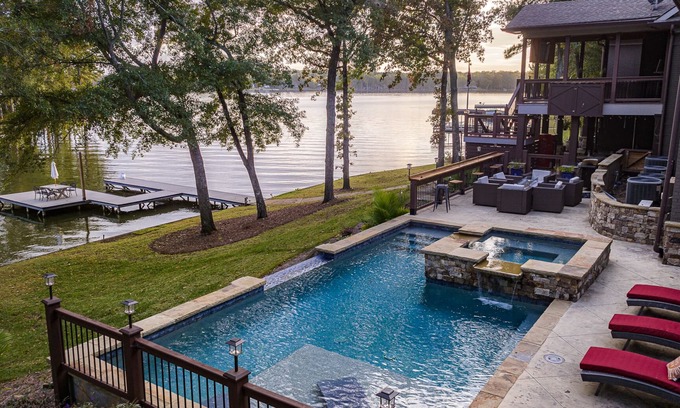 Reynolds Landing Haus | Luxury Waterfront Home on Lake Oconee