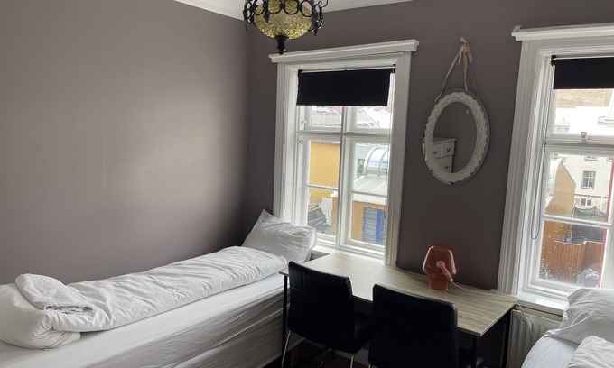 Isafjordur Haus | Mánagisting Guesthouse