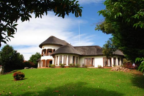 Maclear Bed & Breakfast | Maclear Manor