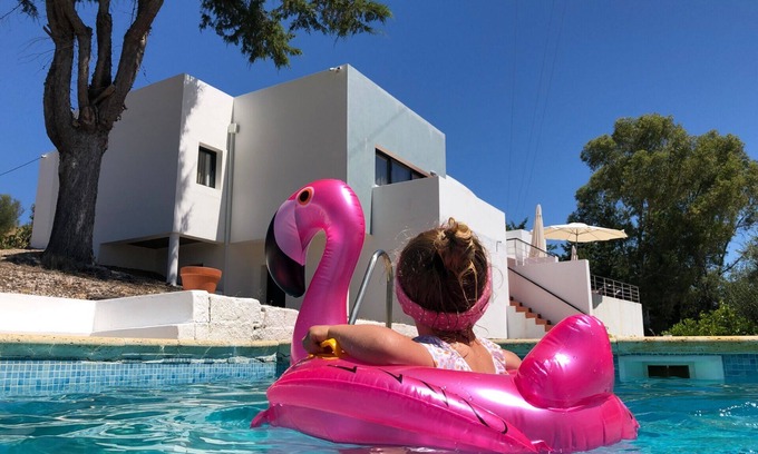 Montargil Haus | Made iN2 - Creative Guest House