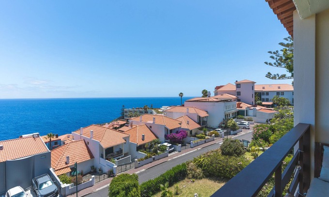 Canico Wohnung | Madeira Ocean View by Atlantic Holiday