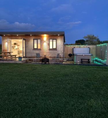 Llanon Kabine | MAESLLAN CABINS - 'Golwg Y Mor'