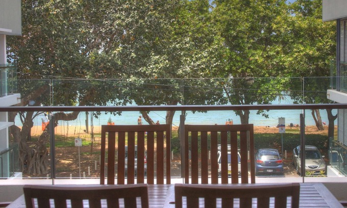 Horseshoe Bay Wohnung | Maggies Beachfront Apt. 8