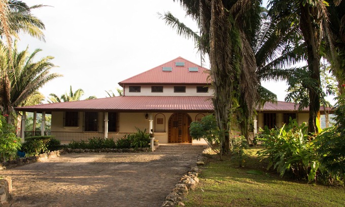 Middlesex Haus | Magischer Hügel im südlichen Belize