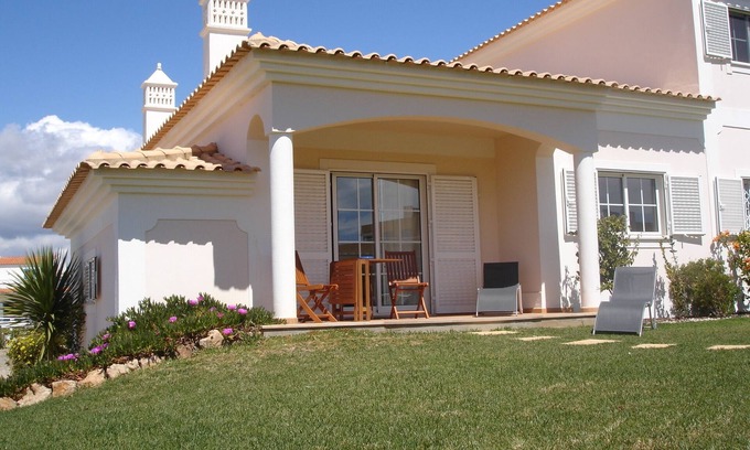Castelo Eigentumswohnung | Magnificent 1-bedr. apartment, wi-fi, pool, garden, near beach and golf - Galé, Albufeira