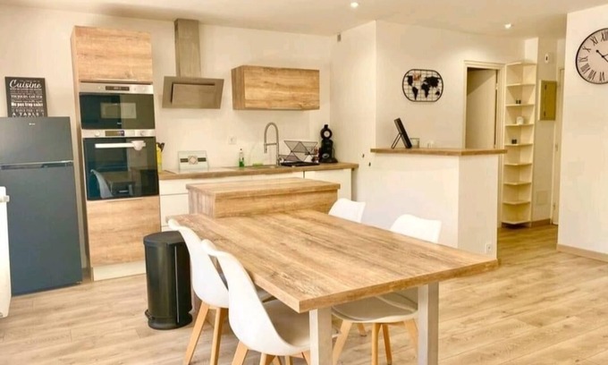 La Gare Wohnung | Magnificent T2 with garden - sleeps 4