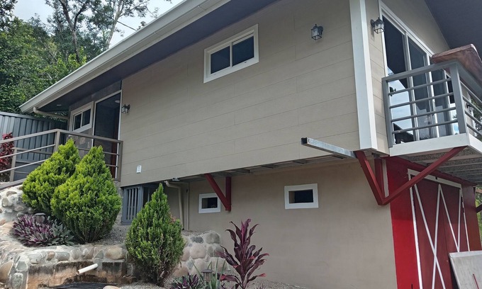 San Isidro de El General Haus | Magnolia Farm Suiten Giffin Housen Pet friendly