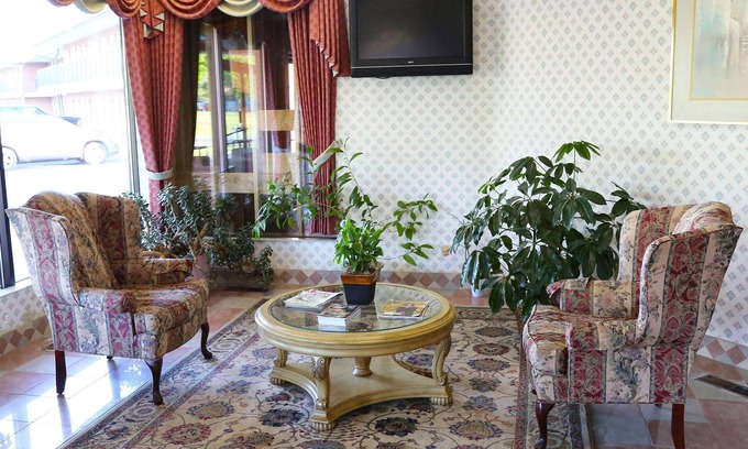 Howell Hotel | Magnuson Hotel Howell