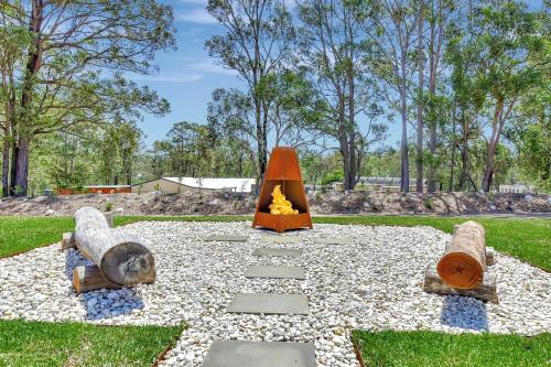 North Rothbury Haus | Magpie Three- Two for Joy Estate. 2.5 Bathrooms sleeping 6