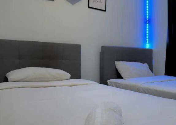 Truganina Haus | Mahzan Room 2