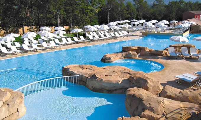 Fayence Haus | Maison Équipée + Climatisée | Accès piscine et spa!