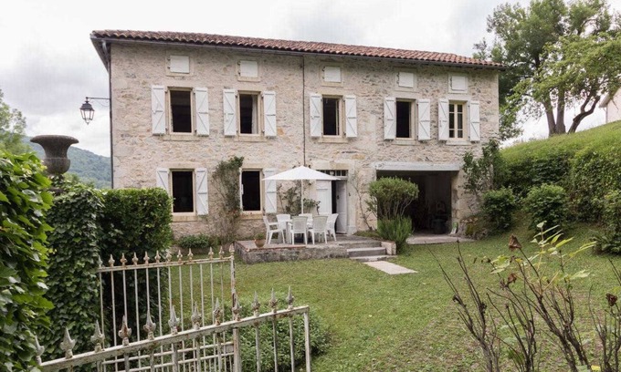Arguenos Haus | Maison d'Isabé - Arguenos