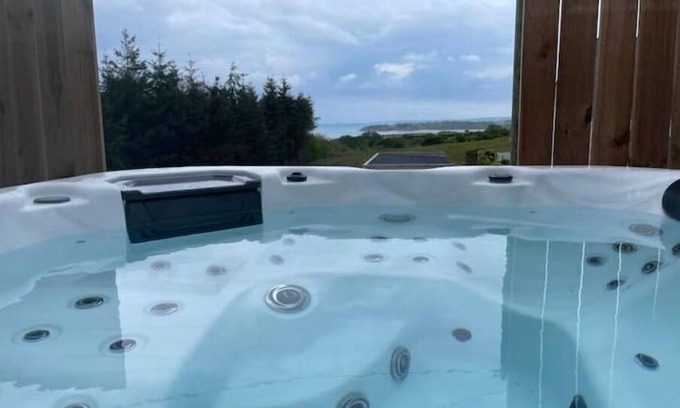Langueux Haus | Maison de Charme vue mer et Calme Assuré ! Jacuzzy