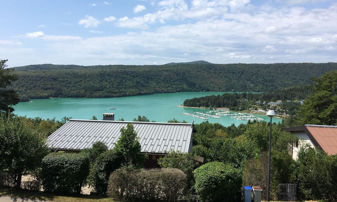 Charchilla Haus | Maison lac de vouglans