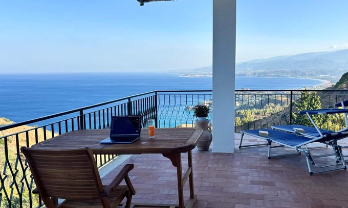 Copanello Wohnung | Maison Stalettì – Zwischen Himmel, Meer und Feigenkakteen