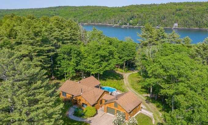 Wiscasset Haus | Make Shimmering River Retreat your Maine Coastal getaway!