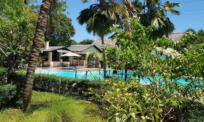 Kilifi Kabine | Makuti Villas Resort