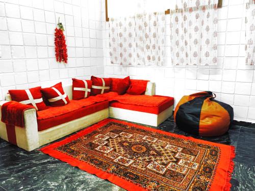 Mysore Wohnung | Mannat Inn TS Mysore - Family Homestay