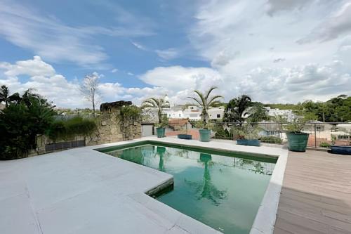 Cotia Haus | Mansão com Piscina | Conforto e Exclusividade