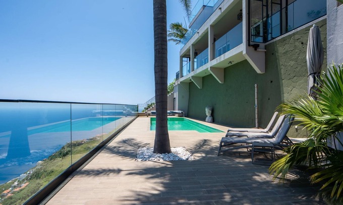 Arco da Calheta Haus | Mansão Macau by LovelyStay