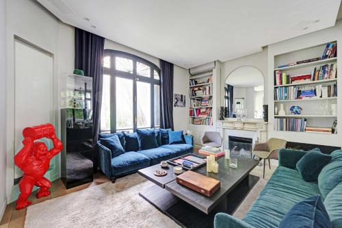 Neuilly-sur-Seine Wohnung | Mansion with swimming pool - 5BD 10P - Neuilly