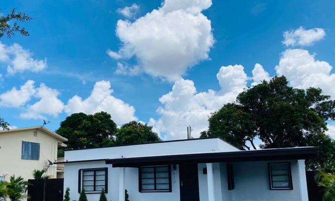 Hialeah Haus | Many attractions like parks, art