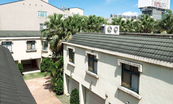 Fengyuan District Hotel | Mapleton SPA Motel