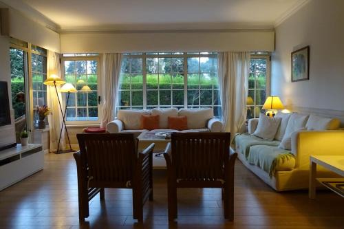 Charneca Haus | Margarida Charming House in Cascais