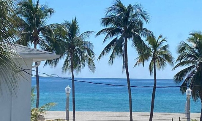 Hollywood South Central Beach Kabine | marine villas # 6 Sum