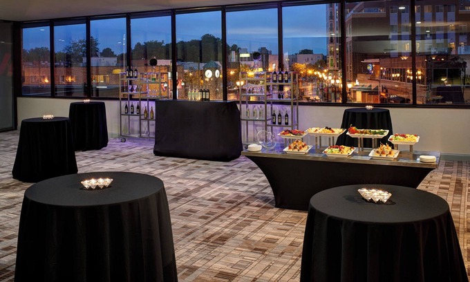 Grand River Hotel | Marriott East Lansing at University Place