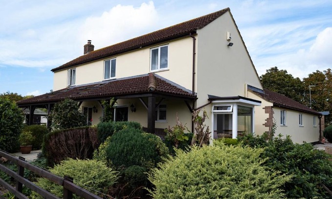 Cannington Haus | Marsh Farm