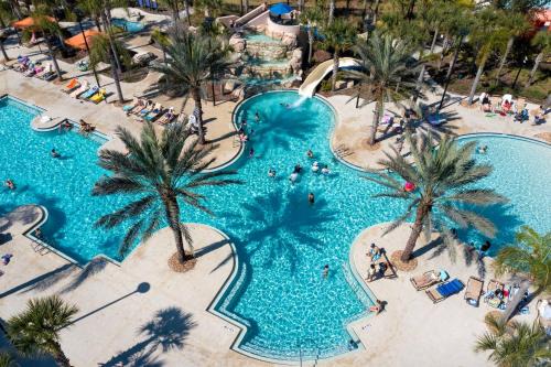 Loughman Haus | Marvelous 7 Bd w/Pool Close to Disney @ Solterra 6086