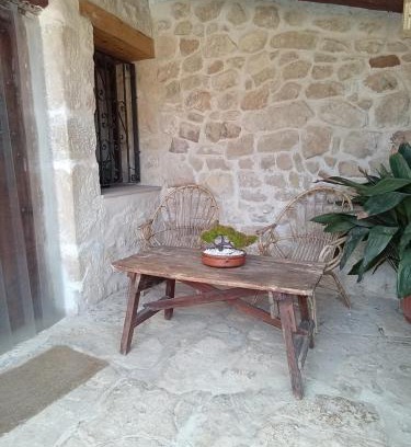 Caseres Haus | Mas Juanàs