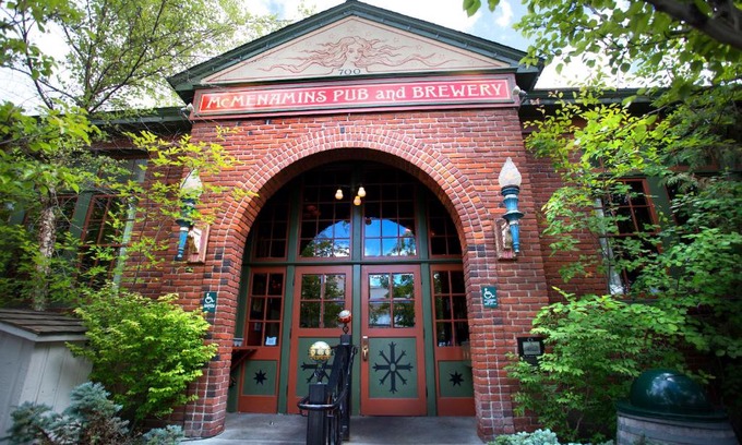 Old Bend Hotel | McMenamins Old St. Francis School