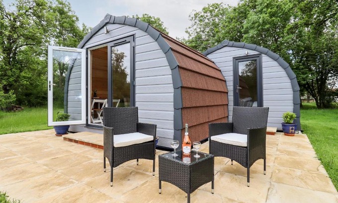 Blaisdon Haus | Meadow Lodge Berrys Place Farm